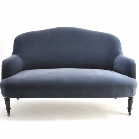 This sofa is exactly what I want: small, blue/grey and velvet. Bet I can find a similar one cheaper though!